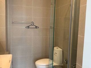 Продажа 1 кровать кондо в Патхум Щан, Бангкок