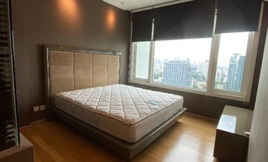 For sale 2 bedrooms condo in Khlong Toei, Bangkok