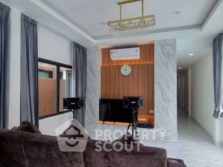Villa zum Kauf mit 5 Zimmer in Bang Lamung, Chonburi
