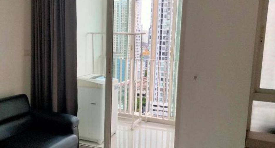 For sale 1 bed condo in Phra Khanong, Bangkok