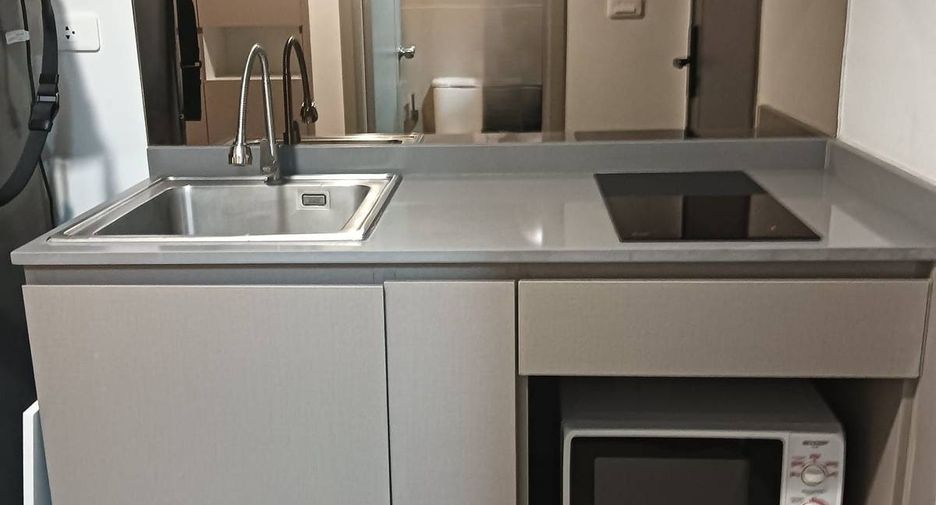 For sale 1 bed condo in Bang Kapi, Bangkok