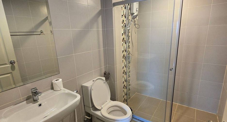 For sale 1 bed condo in Bang Phlat, Bangkok