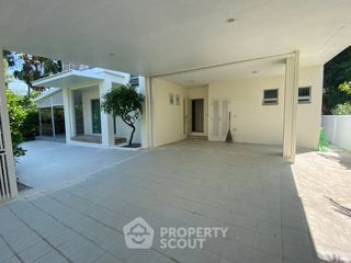 For sale 4 bedrooms house in Khan Na Yao, Bangkok