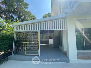 For sale 4 bedrooms house in Khan Na Yao, Bangkok