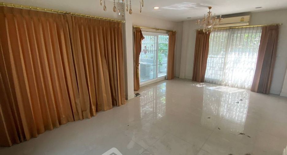 Casa en venta de 4 habitaciones en Khan Na Yao, Bangkok