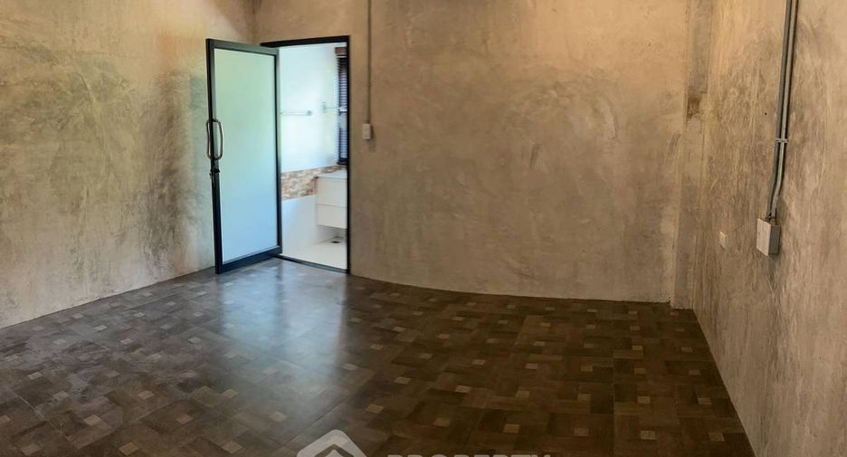 Продажа 5 спальни дом в Саттахип, Чонбури