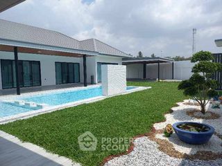 Villa zum Kauf mit 4 Zimmer in Bang Lamung, Chonburi