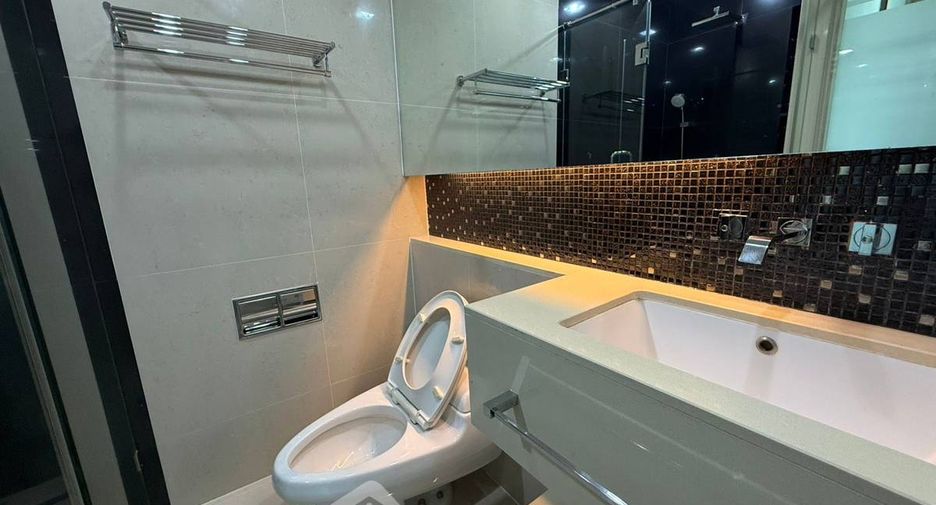For sale 1 bed condo in Sathon, Bangkok
