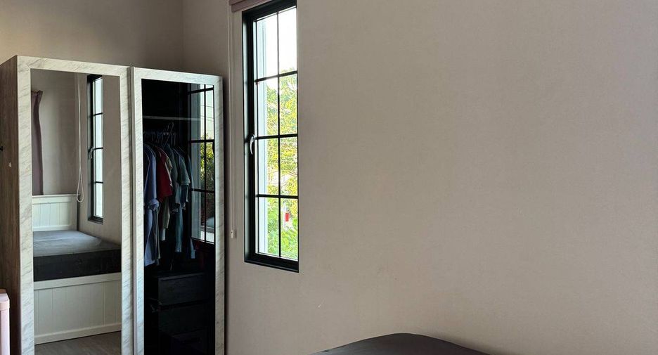 For sale 3 ベッドルーム house in Lat Krabang, Bangkok