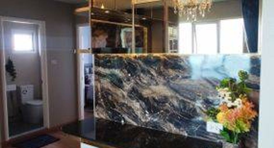 For sale 3 bedrooms condo in Yan Nawa, Bangkok