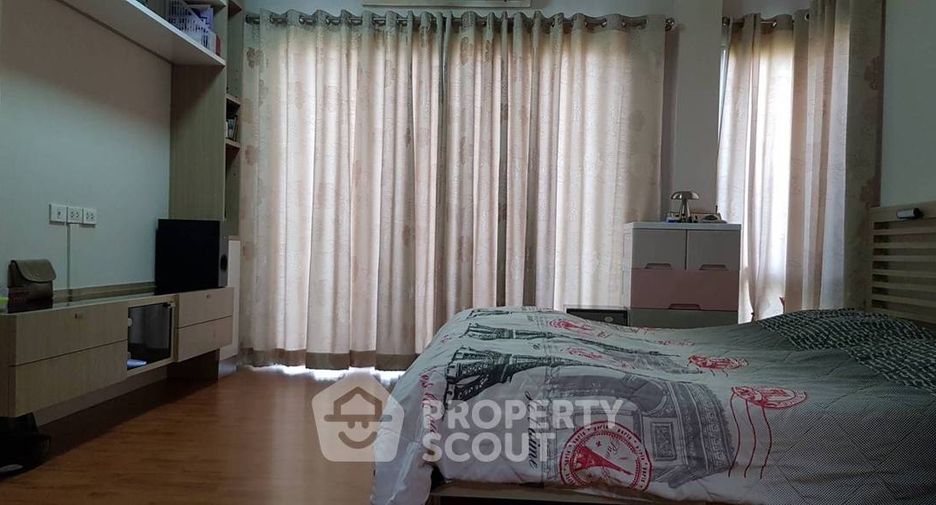 For sale 4 bedrooms house in Bang Khen, Bangkok