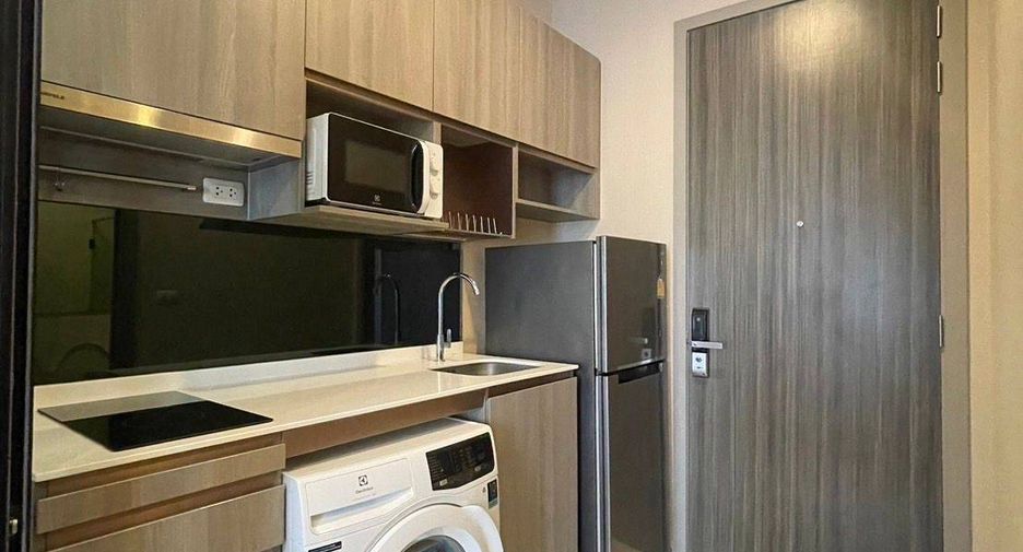 For sale 1 bed condo in Watthana, Bangkok