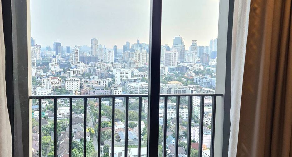 For sale 1 bed condo in Watthana, Bangkok