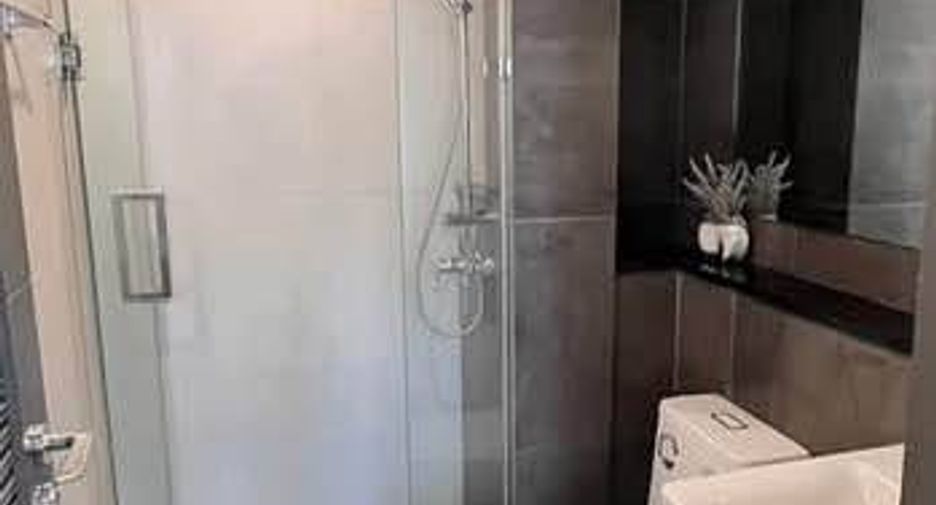For sale 1 Beds condo in Bang Phlat, Bangkok