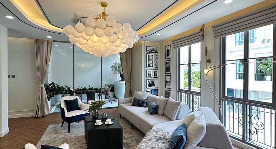 For sale 4 bedrooms house in Lat Krabang, Bangkok