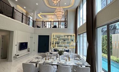 For sale 4 bedrooms house in Lat Krabang, Bangkok