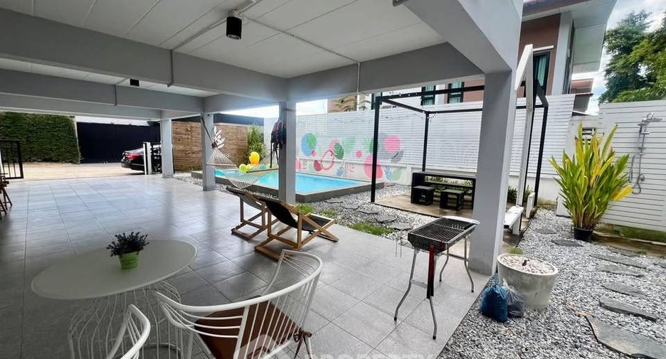 Villa zum Kauf mit 3 Zimmer in Sattahip, Pattaya