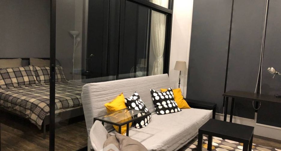 Condo en venta de 1 habitaciones en Yan Nawa, Bangkok