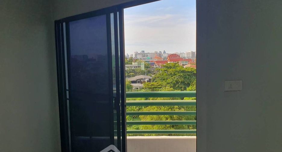 For sale 2 bedrooms condo in Bang Phlat, Bangkok