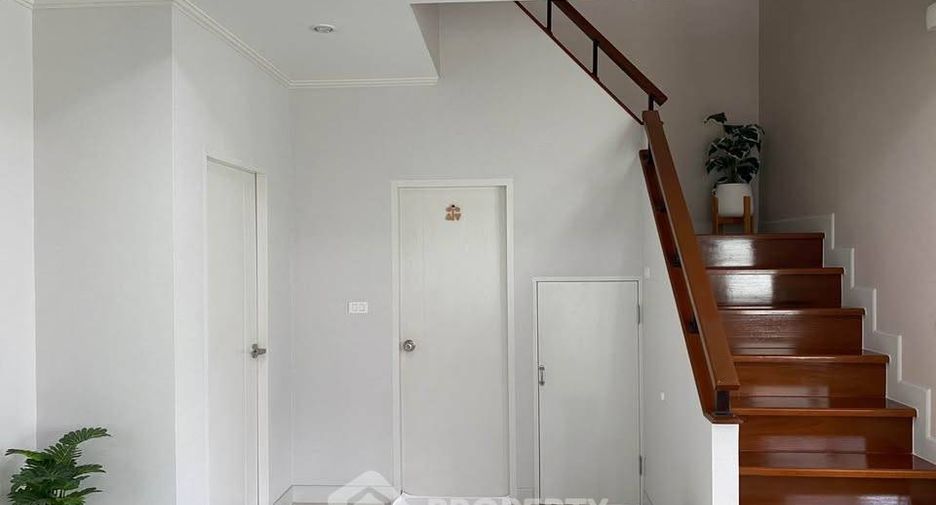 For sale 4 bedrooms house in Mueang Chon Buri, Chonburi