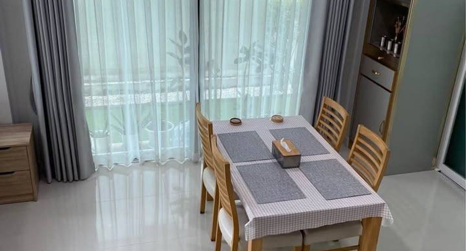 For sale 4 bedrooms house in Mueang Chon Buri, Chonburi