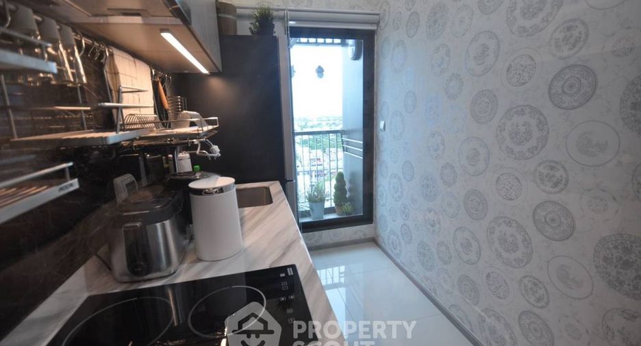 For sale 1 bed condo in Phra Khanong, Bangkok