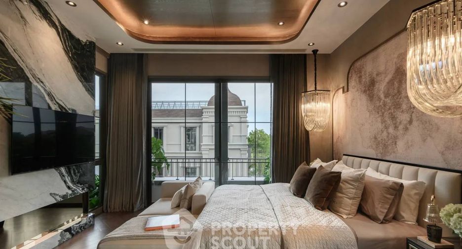 For sale 4 bedrooms house in Thawi Watthana, Bangkok