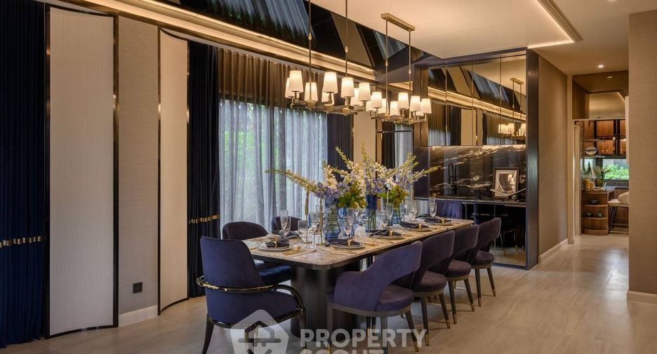 For sale 4 bedrooms house in Bang Khae, Bangkok