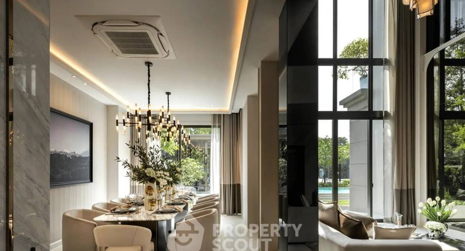 For sale 4 bedrooms house in Thawi Watthana, Bangkok