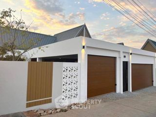 For sale 3 bedrooms house in Mueang Chon Buri, Chonburi