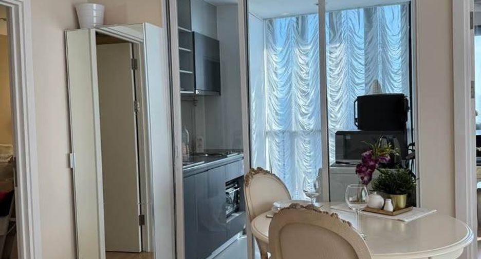 For sale 2 bedrooms condo in Bang Kapi, Bangkok
