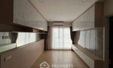 For sale 2 bedrooms condo in Bang Kapi, Bangkok