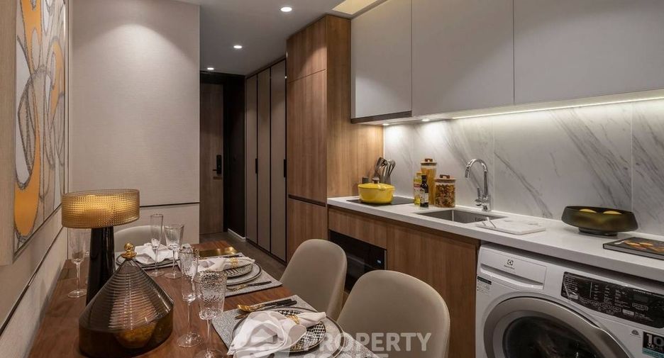 For sale 2 bedrooms condo in Khlong Toei, Bangkok