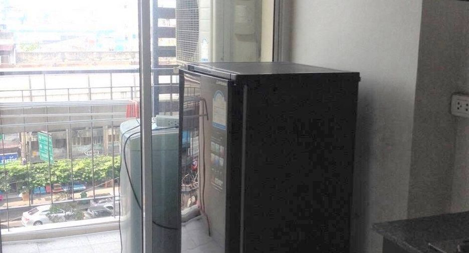 For sale 1 bed condo in Khlong Toei, Bangkok