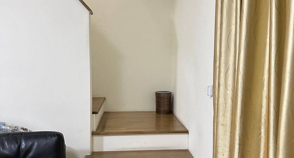 For sale 3 bedrooms townhouse in Bang Khen, Bangkok