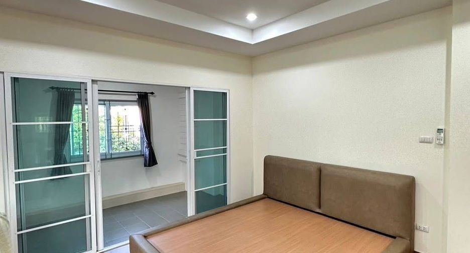 Haus zum Kauf mit 3 Zimmer in Prawet, Bangkok
