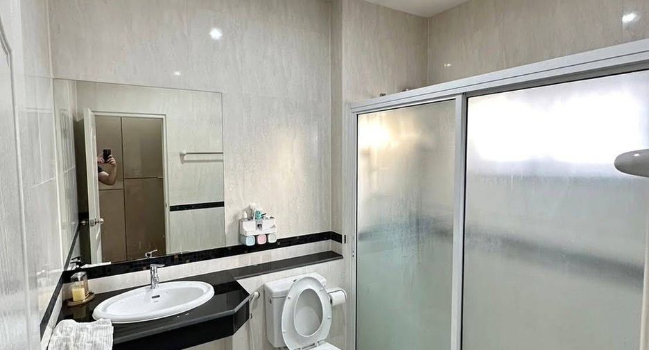 Haus zum Kauf mit 3 Zimmer in Prawet, Bangkok