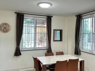 Haus zum Kauf mit 3 Zimmer in Prawet, Bangkok