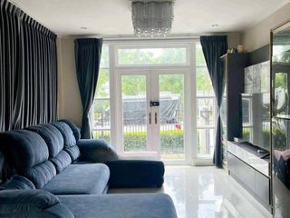 出售 4 卧室 联排别墅 在 Bang Phli, Samut Prakan