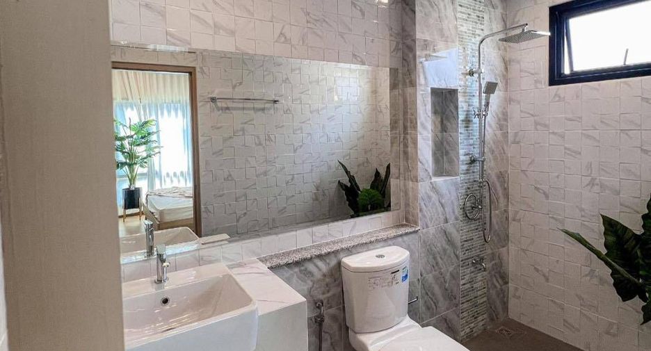 For sale 3 bedrooms house in Phan Thong, Chonburi