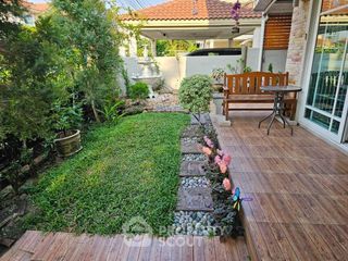 Casa en venta de 4 habitaciones en Bang Khen, Bangkok