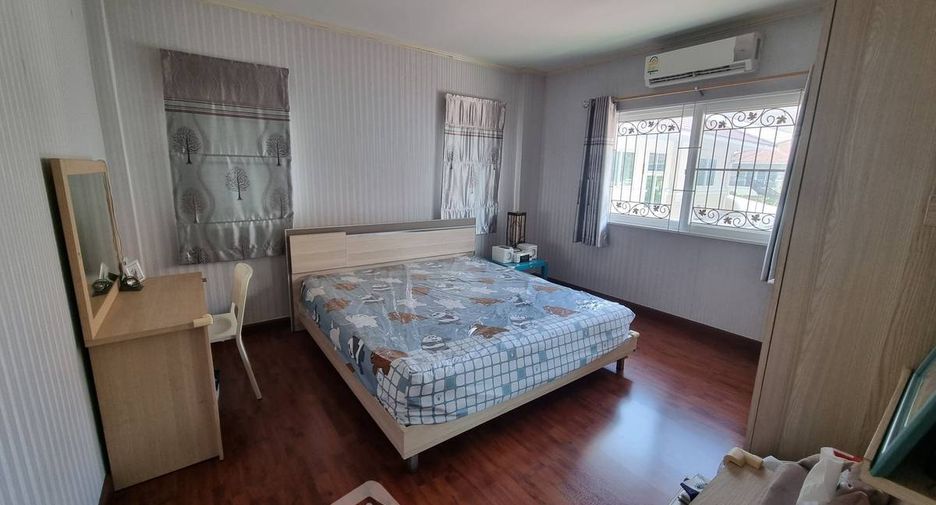 For sale 4 bedrooms house in Bang Khen, Bangkok