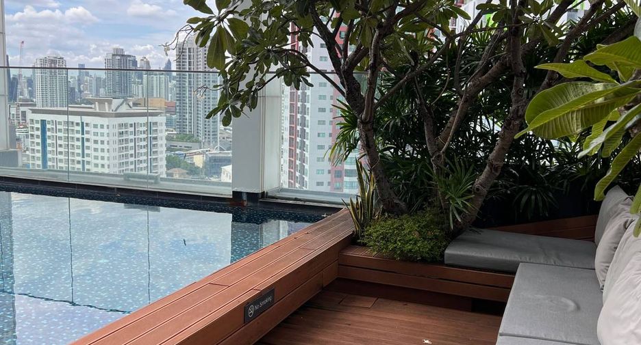 ขาย 2 ห้องนอน คอนโด ใน คลองเตย, กรุงเทพฯ