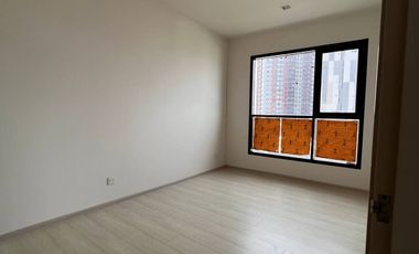 Condo en venta de 2 habitaciones en Khlong Toei, Bangkok
