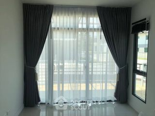 Haus zum Kauf mit 3 Zimmer in Thung Khru, Bangkok