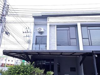 Haus zum Kauf mit 3 Zimmer in Thung Khru, Bangkok