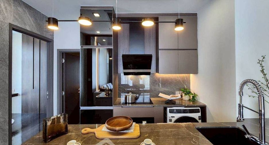 For sale 2 bedrooms condo in Ratchathewi, Bangkok
