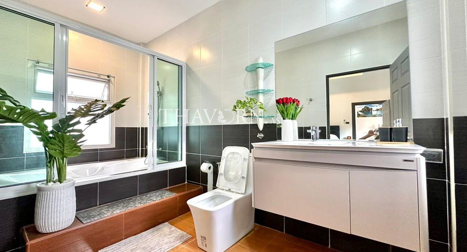 For sale 3 bedrooms house in Huay Yai, Pattaya
