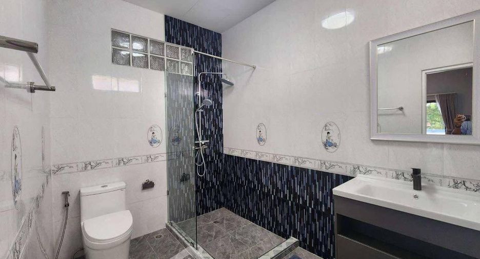 Продажа 3 спальни вилла в Банг Сарай, Паттайя