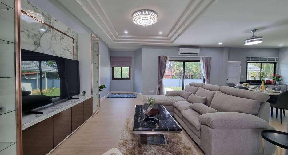 Продажа 3 спальни вилла в Банг Сарай, Паттайя